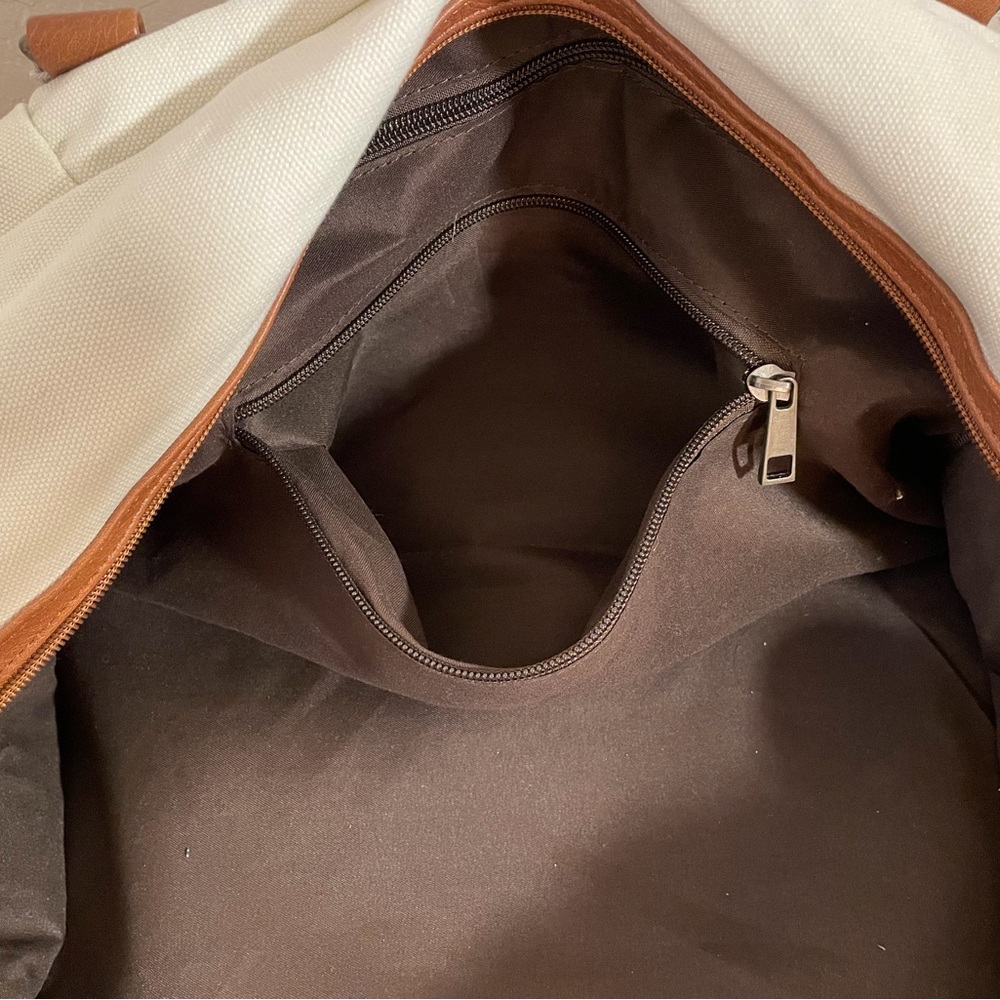Elegant White and Brown Travel Bag - Picture 5 of 5